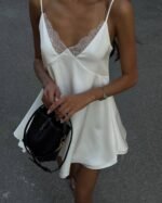 Šilkinė suknelė Elegant white