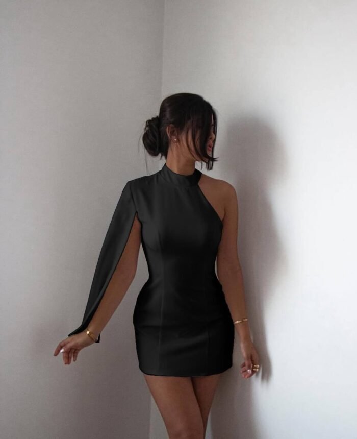 Juoda klasikinė suknelė - Image 2