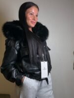 Šilta striukė su kailiu