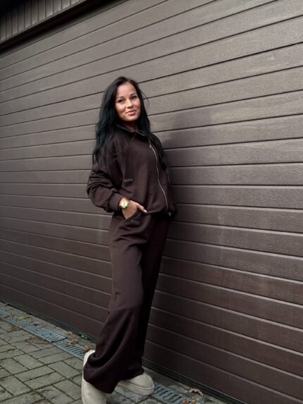 Velabel brown kostiumas